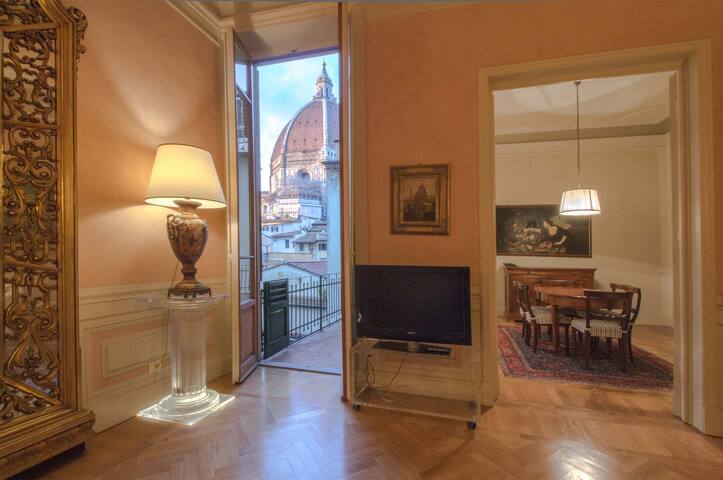3 bedrooms luxury flat with TERRACE ON THE DUOMO gallery image 2