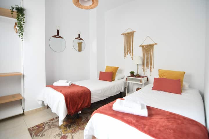 Საკმაოდ შიდა ტყუპი ოთახი