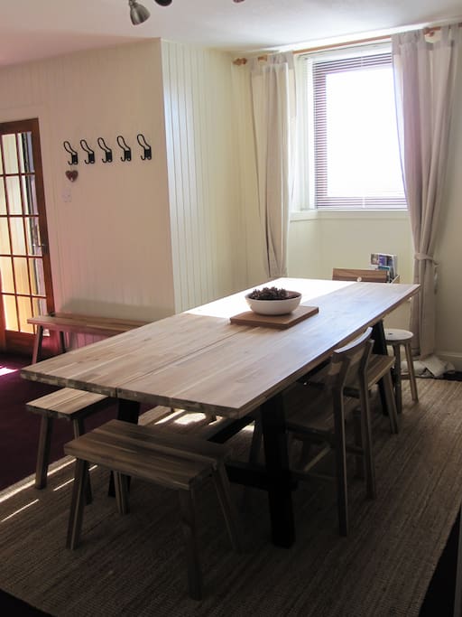 Dining area - Open plan to the living room. Large table fits 8 people