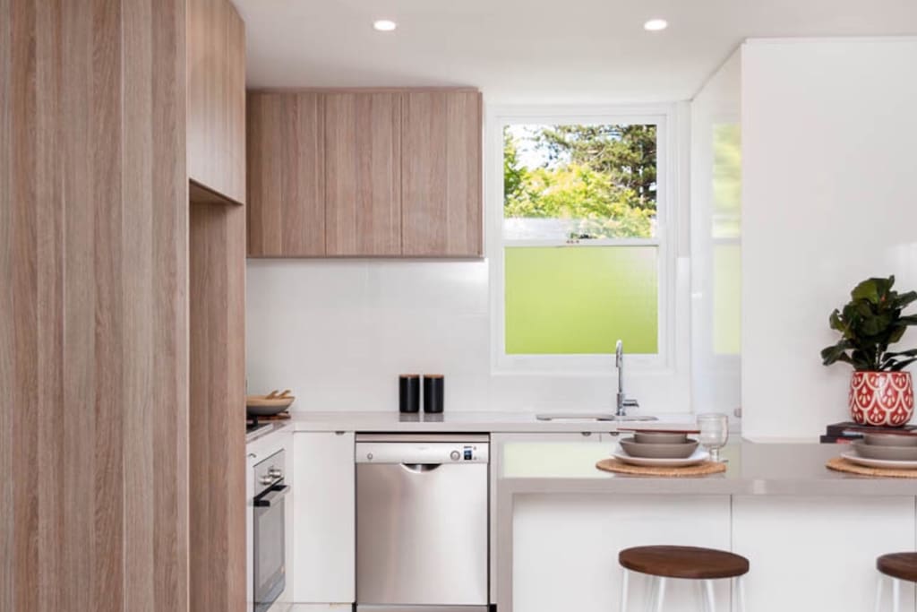 All new appliances in this newly renovated apartment. New fridge stove ,oven microwave and dishwasher. Crockery,cutlery new cooking utensils and set of pots and pans . Essentials in the pantry like oil,balsamic vinegar and selection of herbs to make your stay easy.