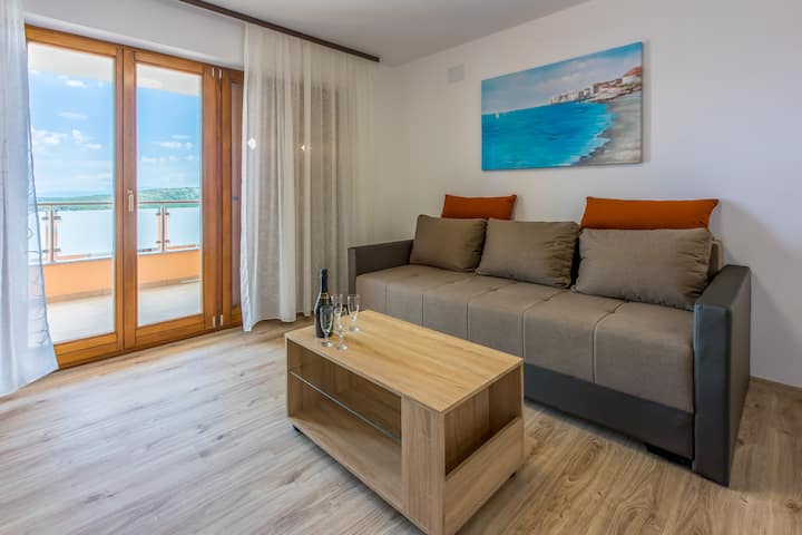 New Modern Apartments  With A Swimming Pool - Novi Vinodolski