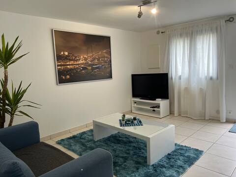 Ideal apartment to visit Paris 2 minutes from the train station