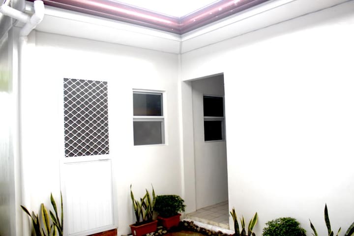 Palompon, Liezels B&B, Room A, Near Kalanggaman