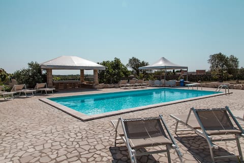 Villa Le Marocce - Relaxing Pool 4 km from Castro