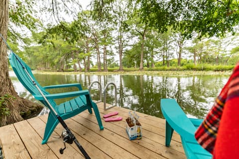 Riverfront Home 4BR-Sleeps 12, Kayak, Dock,Firepit