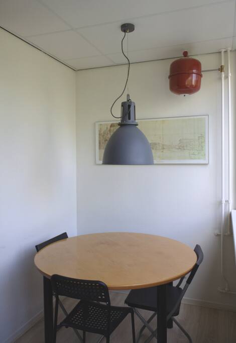 Kitchen seating area