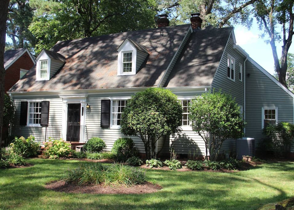 3,000 sq. ft. home with 4 bedrooms, 2 bathrooms, office, deck and private fenced back yard.