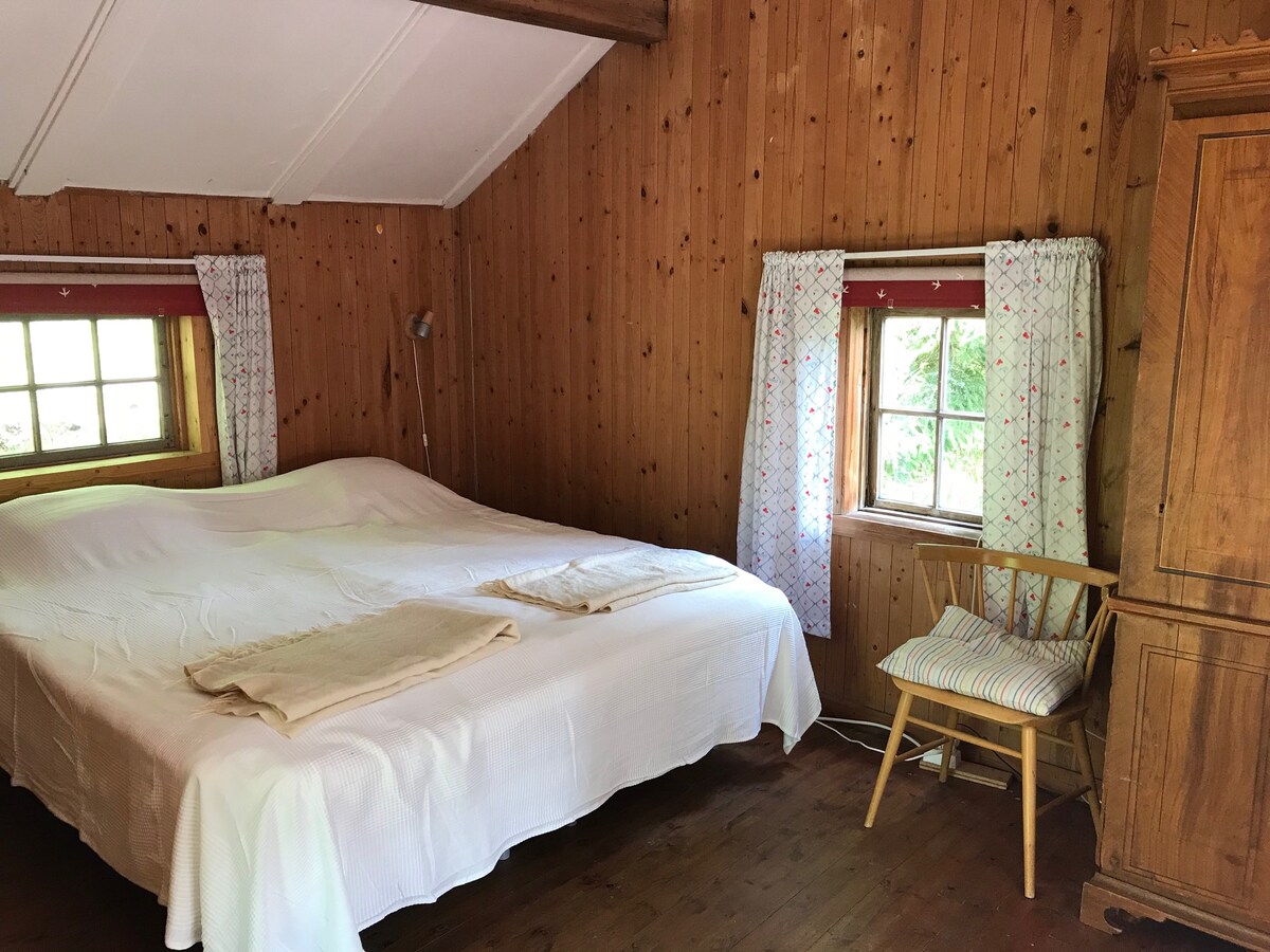 كوخ النوم الداخلي 1