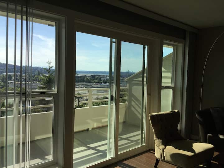 1-1 B-renton Highlander Corporate Housing Apts - Renton, WA
