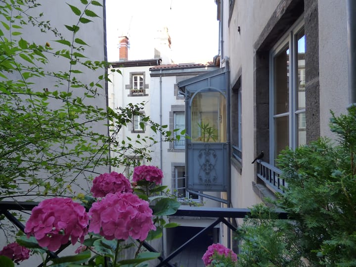 A bedroom in the old town center Apartments for Rent in ClermontFerrand, Auvergne, France