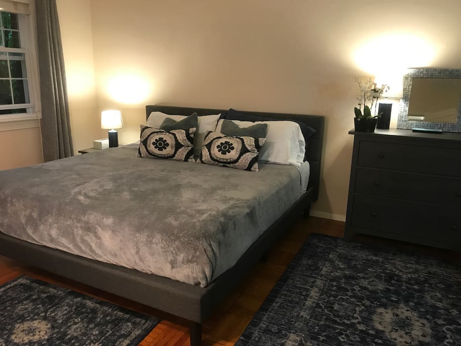 Large master bedroom with king memory foam mattress