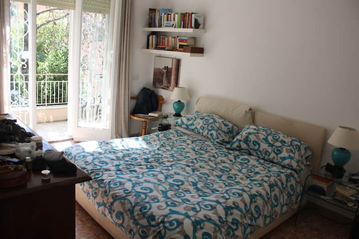 Спална соба 1 (брачен кревет)