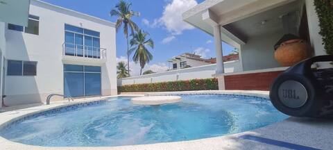 Melgar Private Pool Rest House