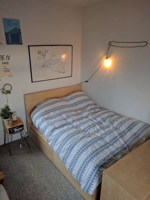 Cozy, bright private room and comfy full bed.