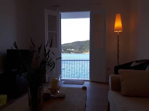 Cavos Seaside House