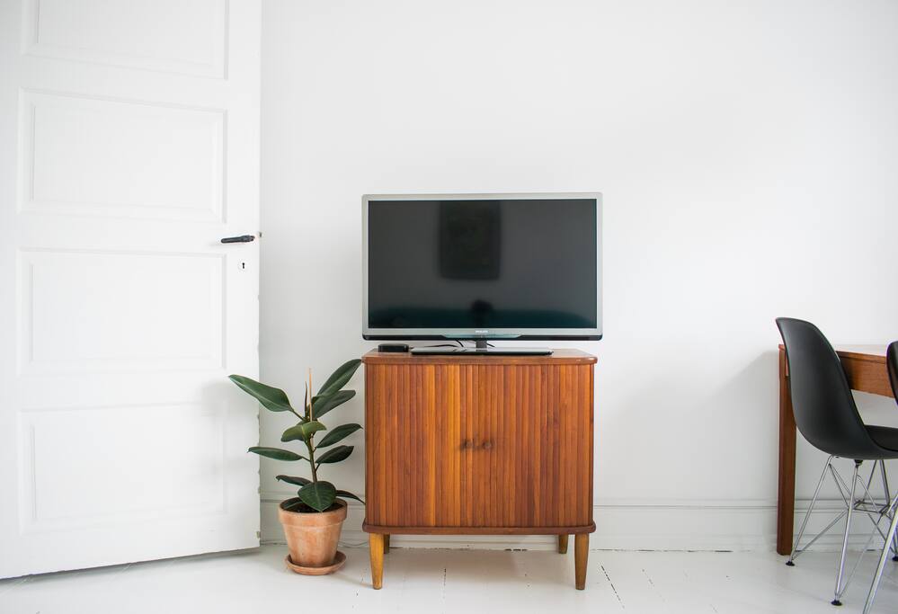 LIVINGROOM