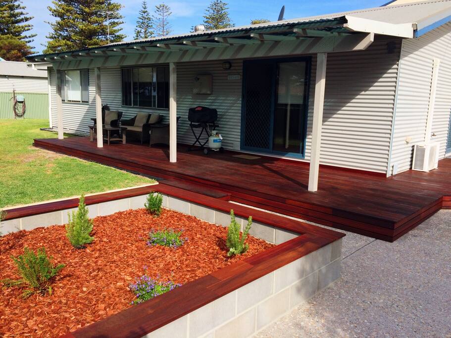 Private surrounds with off street secure parking