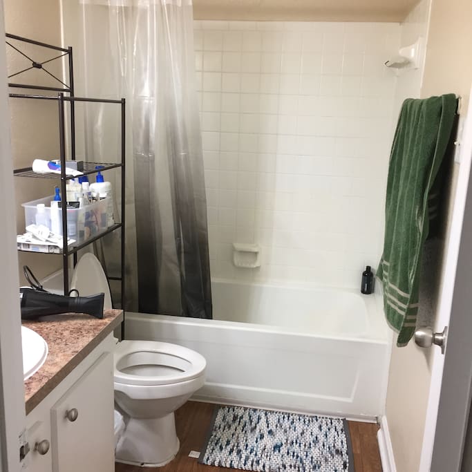 Shared bath room