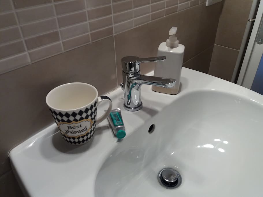 Particolare bagno