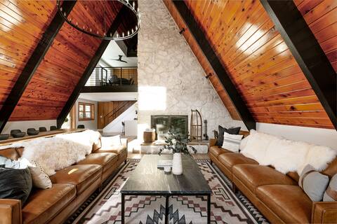 Nordic Haus |  A-Frame w/ Spa & Sauna, Sleeps 24