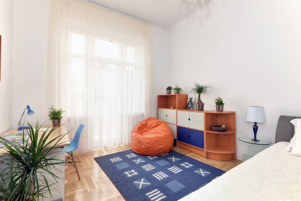 Room 1