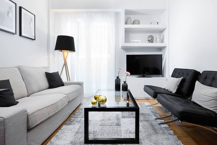 Lux Central Apt at Kolonaki gallery image 5