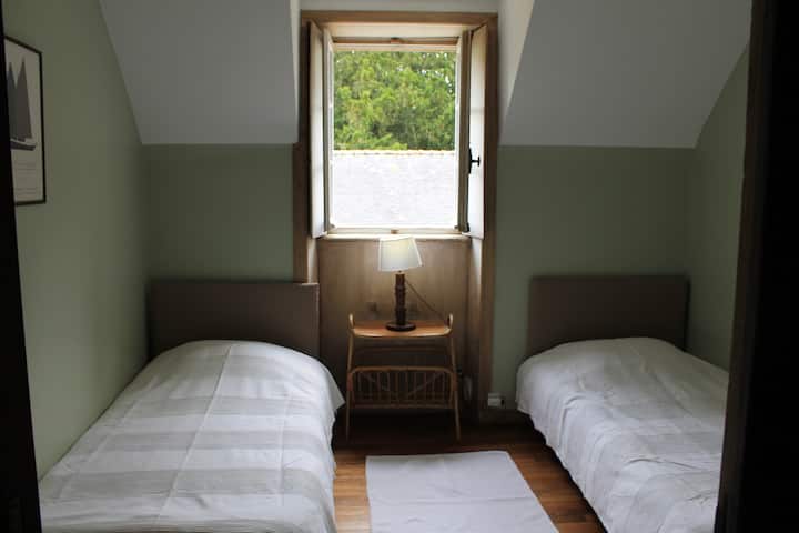 Საძინებელი 4