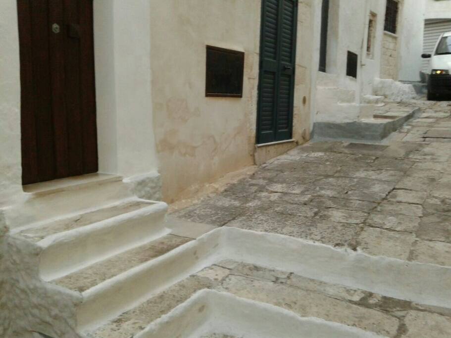 ...Il vicolo...