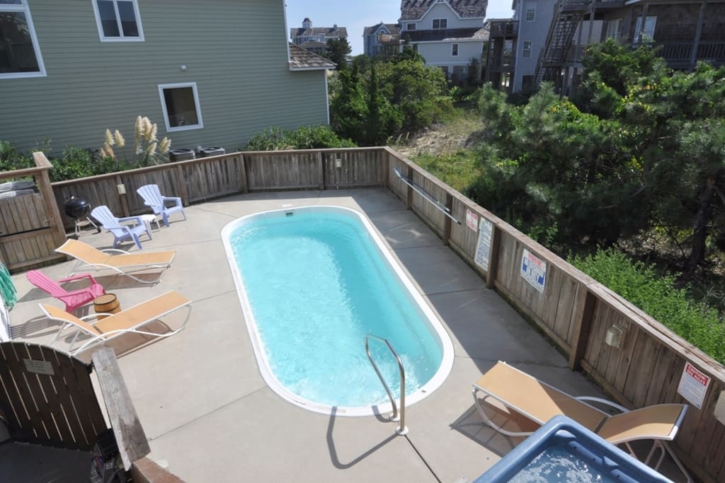 SS11: Just Wright | Pool Area