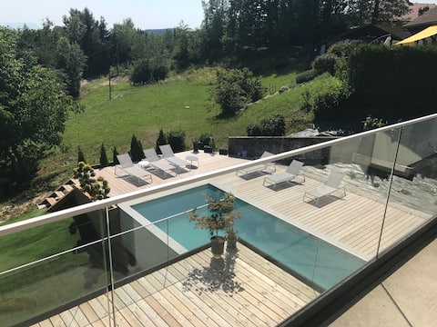 Large quiet house with a view