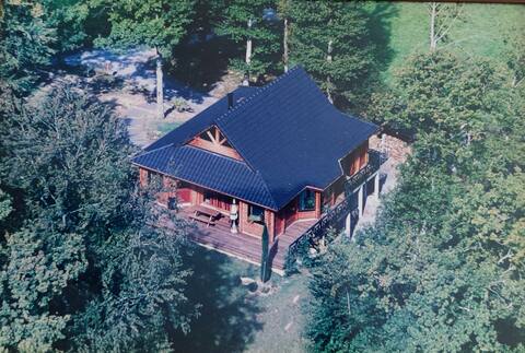 Chalet view Pyrenees quiet and wooded environment