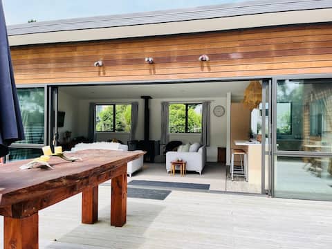 The Bach Retreat Kakanui