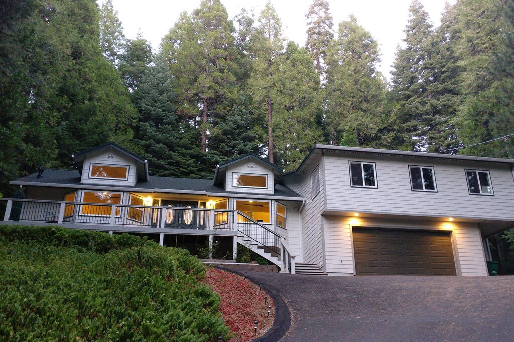 Pollock Pines Escape Houses for Rent in Pollock Pines