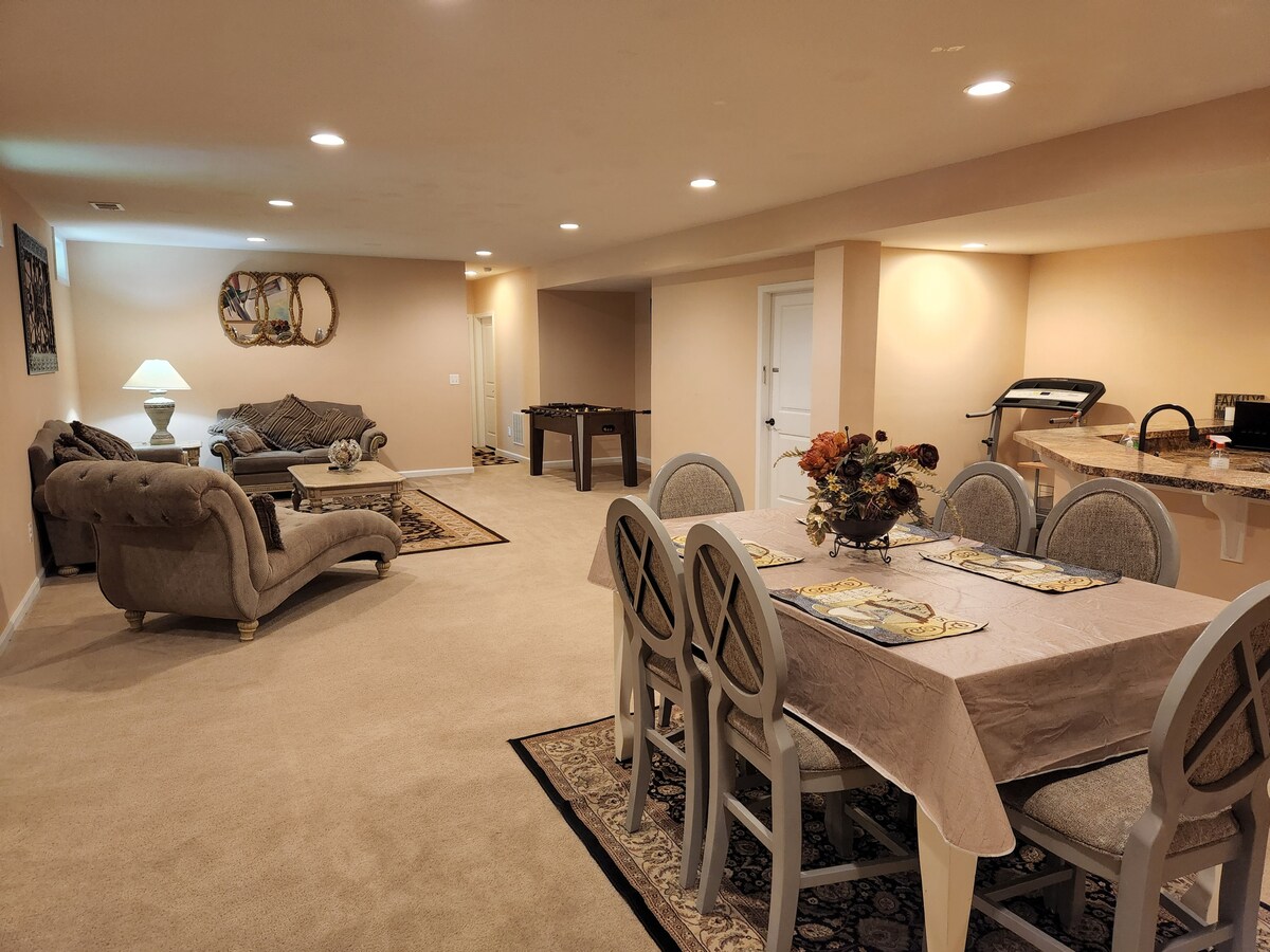 Vlastná rodinná izba a jedáleň 