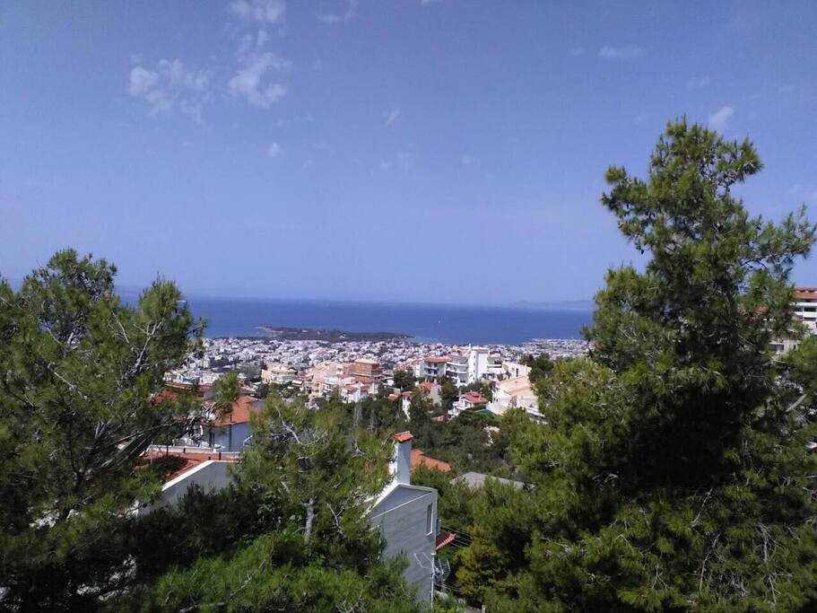 Θέα απο τη βεράντα