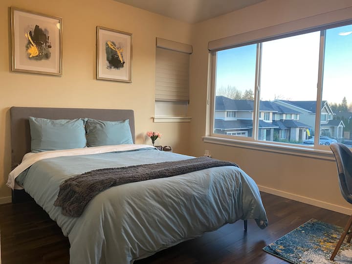 Luxurious Abode 3 - Central Ac For Summer Comfort - Kent, WA