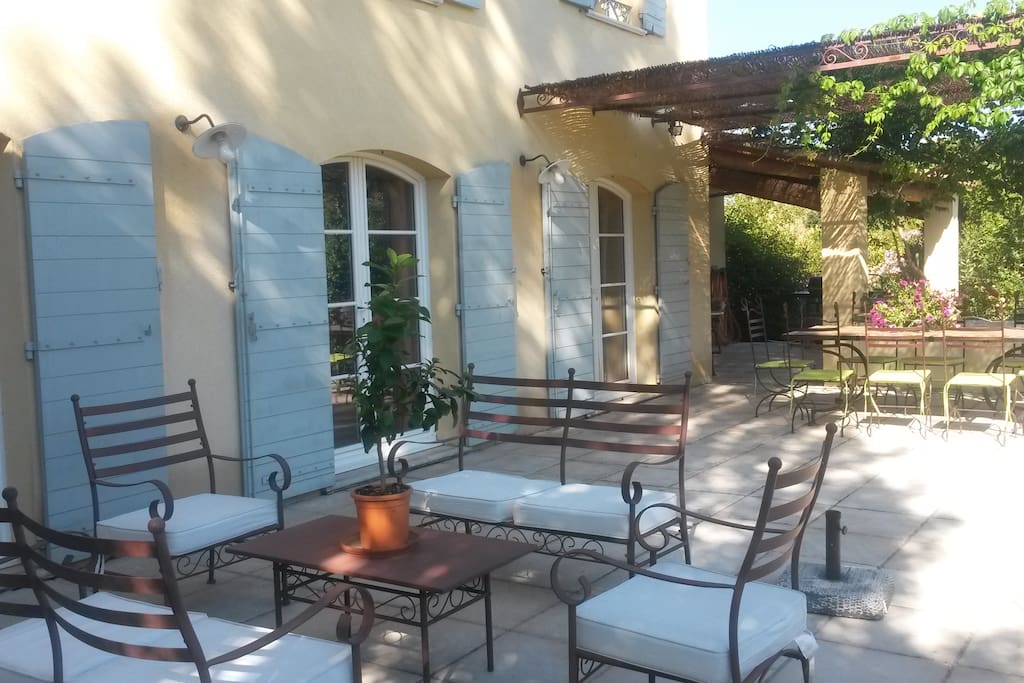 la terrasse ou se prend