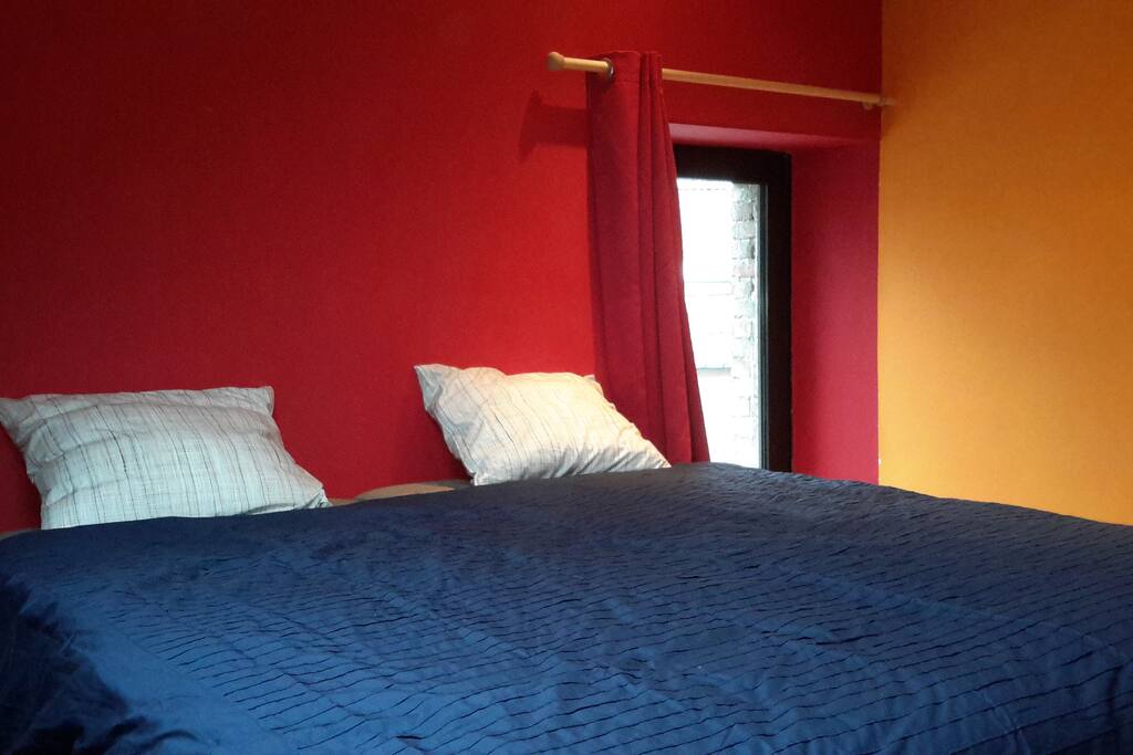 Chambre 2 : configuration avec lit 2 personnes