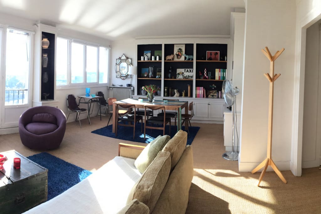 Entrance/living room