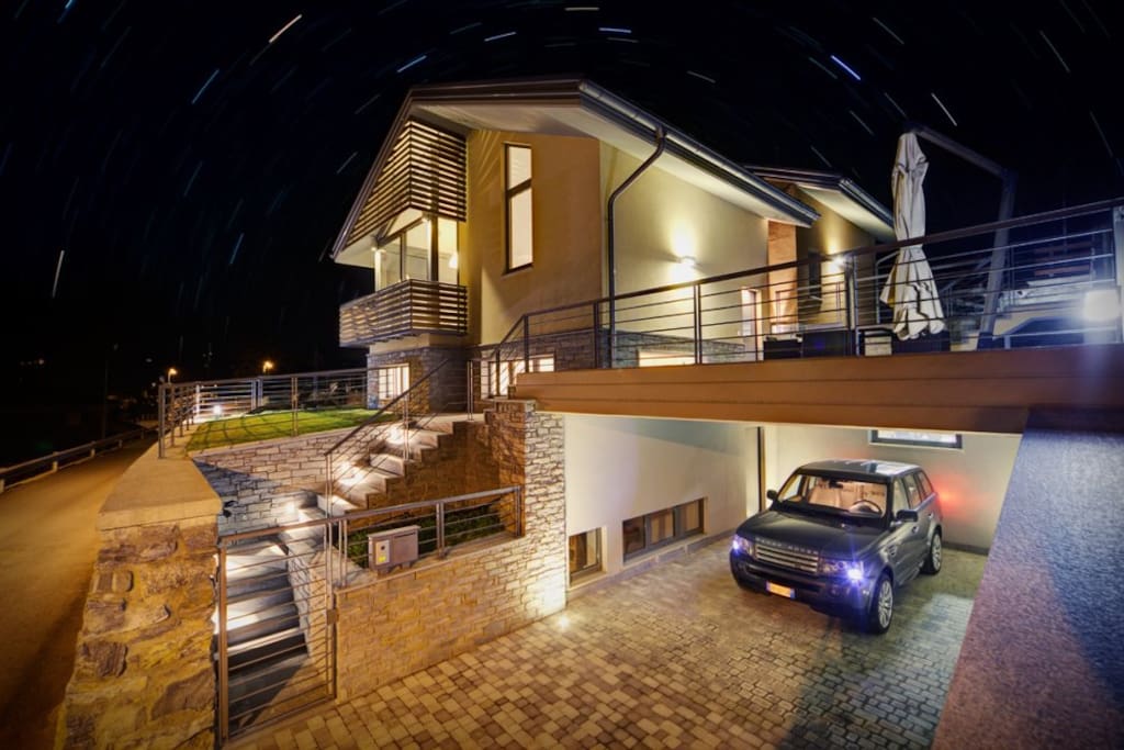 Villa Tissiere, Sarre Aosta - NORTHITALY VILLAS vacation rentals