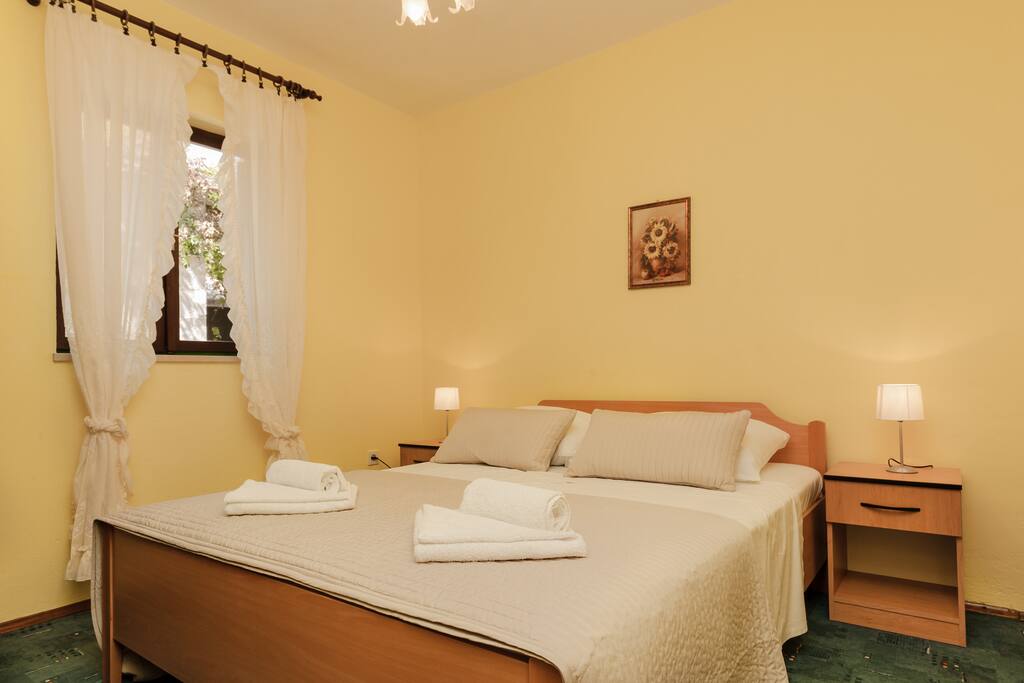 bedroom with comfortable double bed