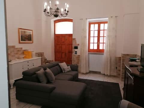 Proprietà Airbnb di successo: Historic Center SEA VIEW BR07400191000039091 a Brindisi