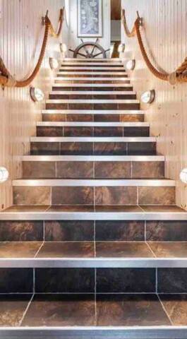 Luxury Cottage w/ Hot tub at Parlee Beach gallery image 2