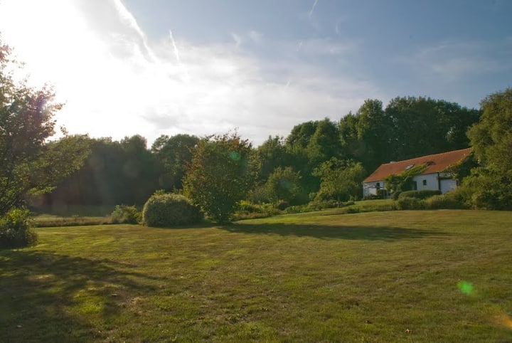 Diest's estate in the middle of nature