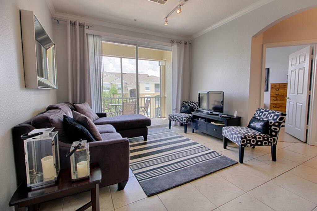 Spacious and luxurious furnishings