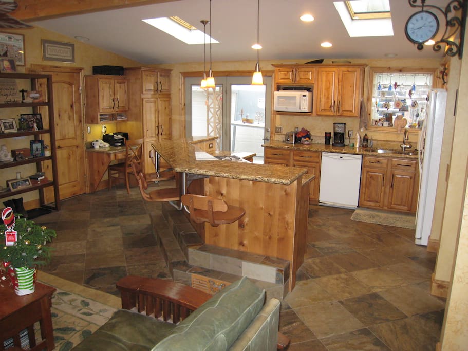 Fully equipped kitchen