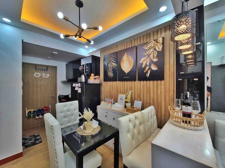 The Oz Suite @ Hope Residences Free Parking & Pool - Trece Mártires