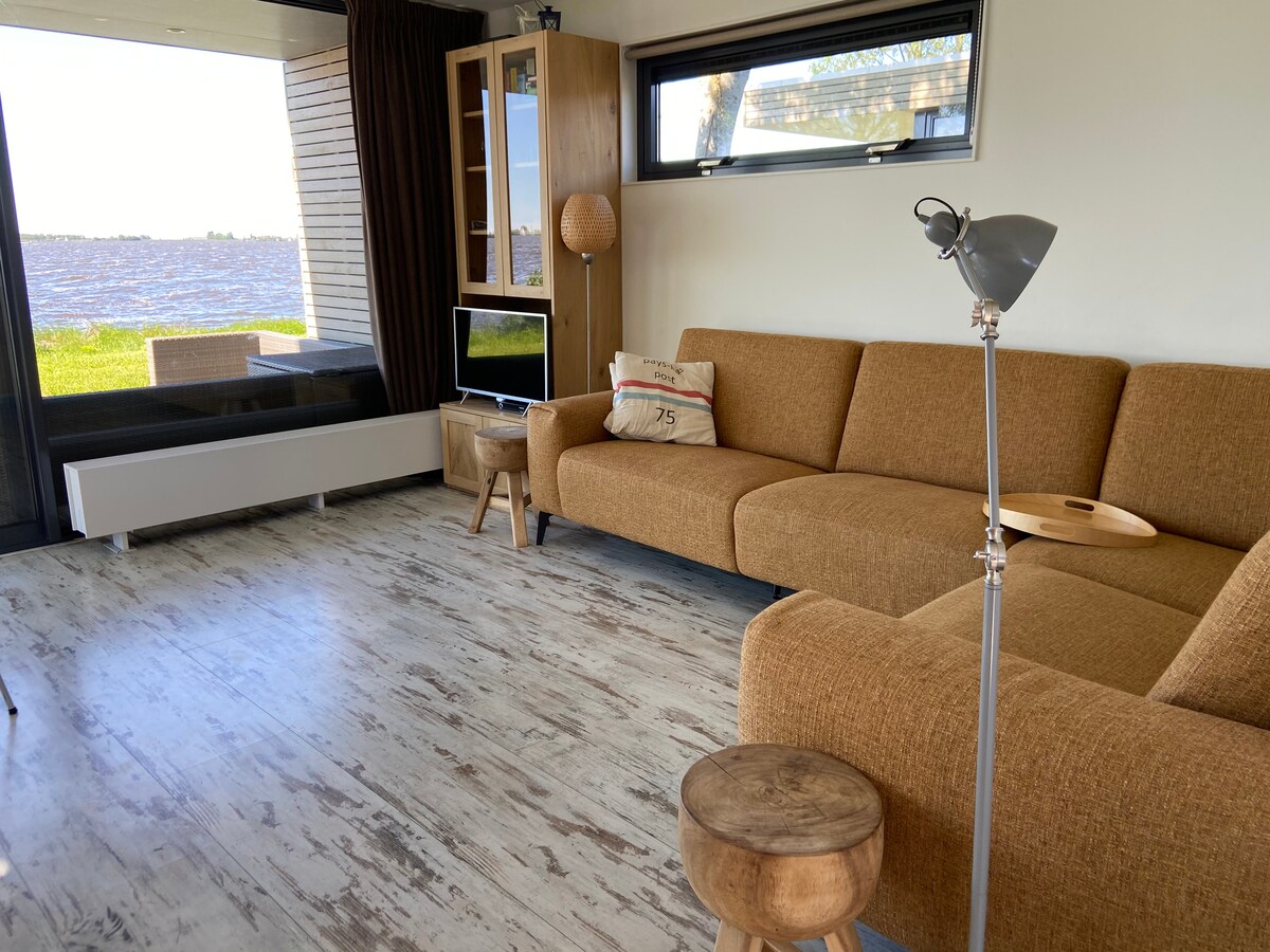 苫小牧バナナ】3人掛けソファー 多機能ソファーベッド 収納付き ホワイト系