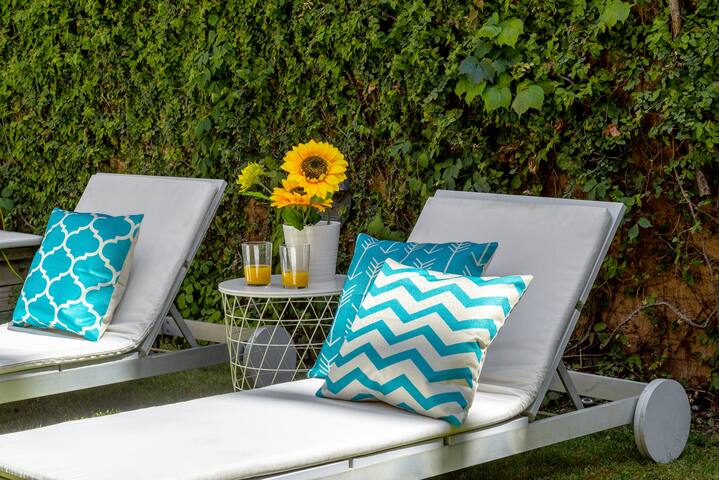 New Modern house with garden and private POOL! gallery image 4