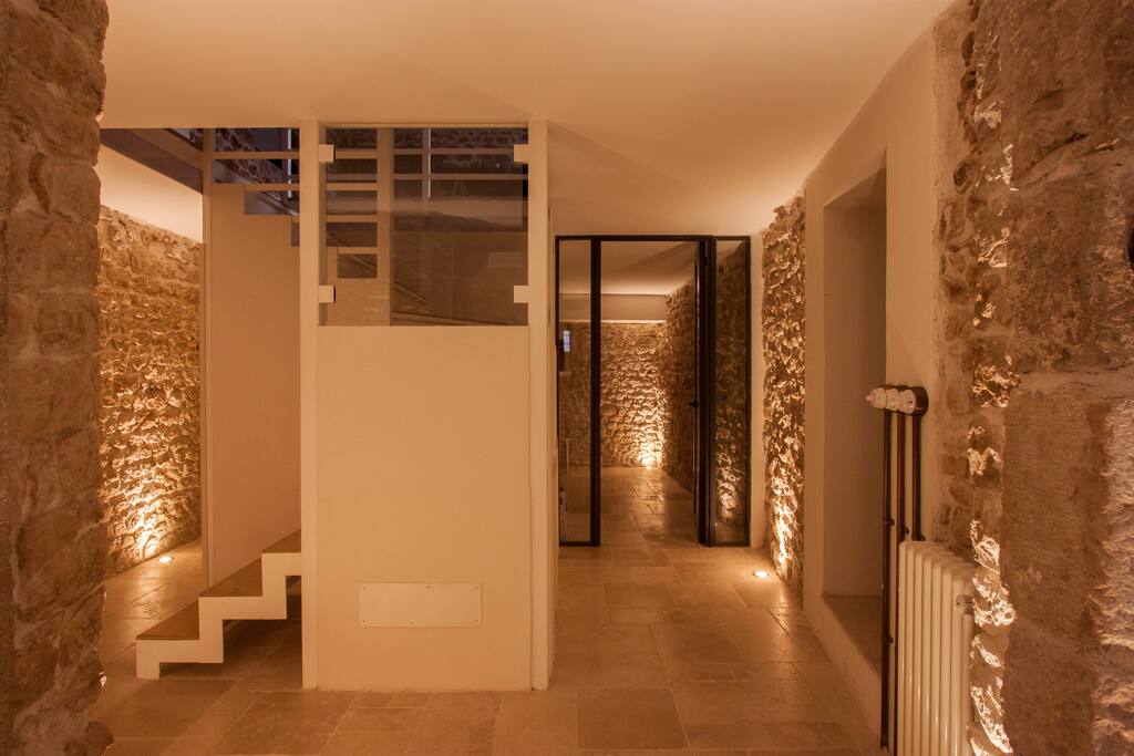 L'ingresso.